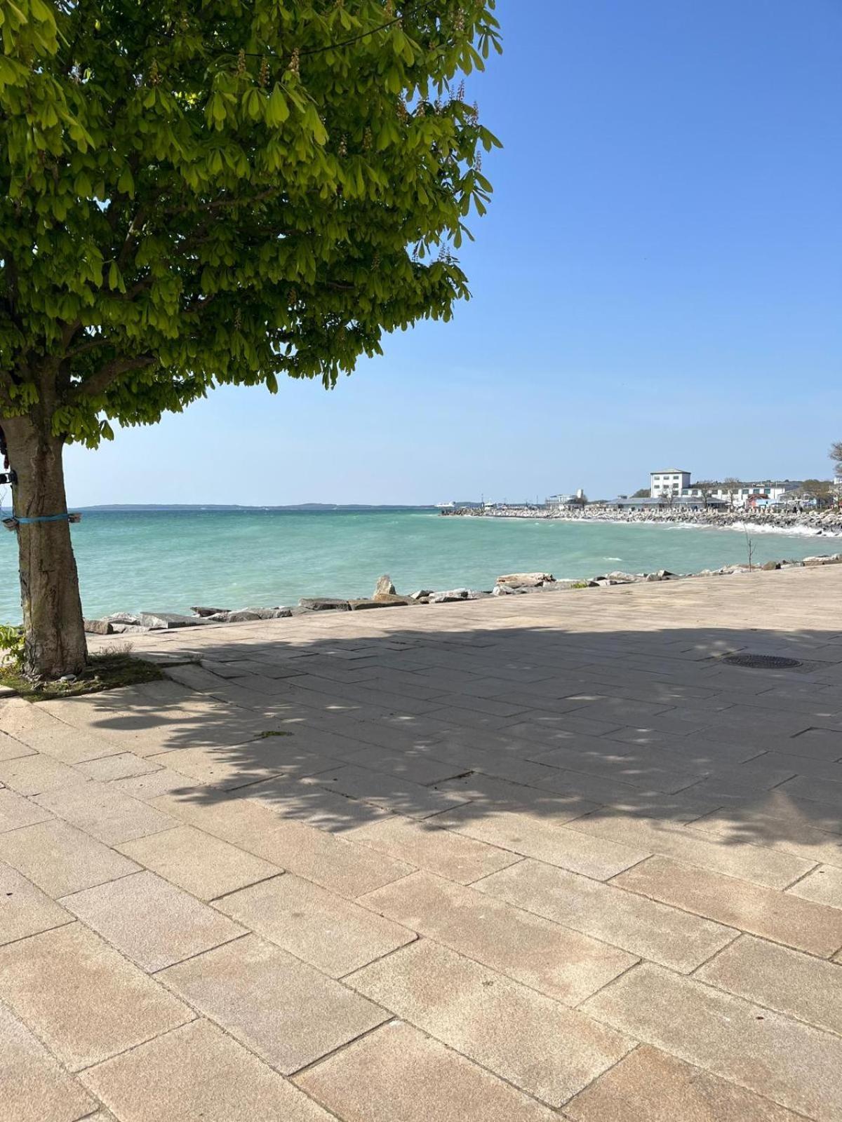 Faehrblick - Pension Direkt Am Wasser Sassnitz Buitenkant foto